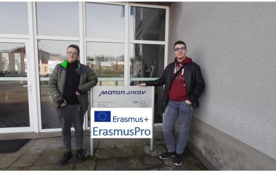 Prva vajenca na dolgotrajni praksi ErasmusPro na Češkem
